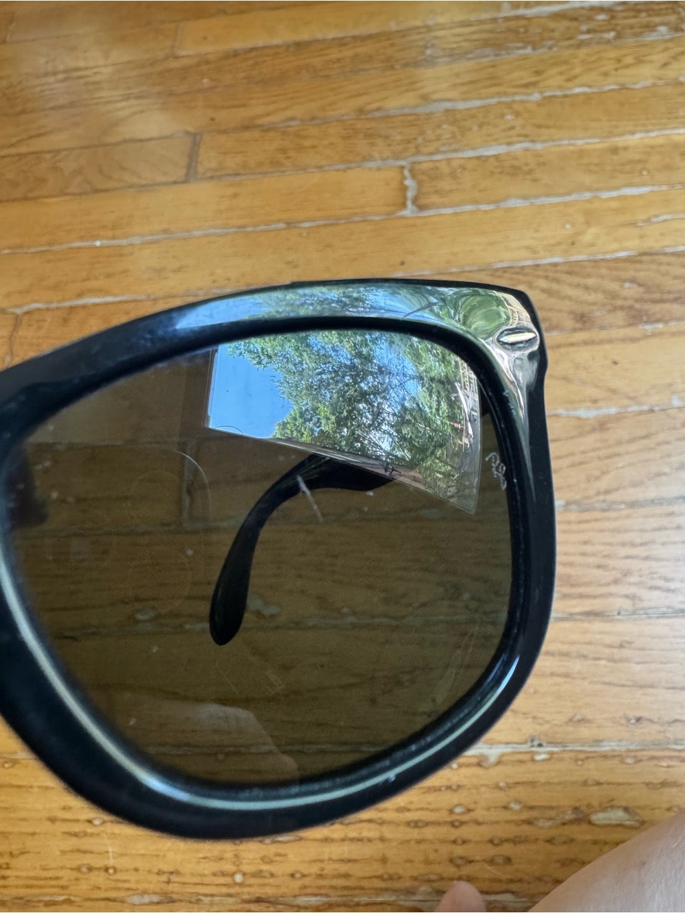 Ray-Ban Black folding wayfarers - Picture 6 of 12